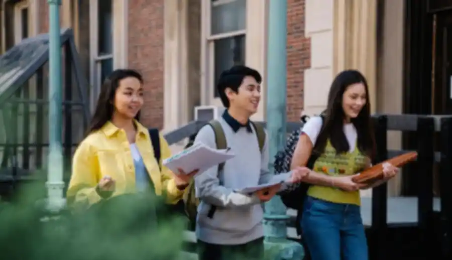 Students walking together on campus
